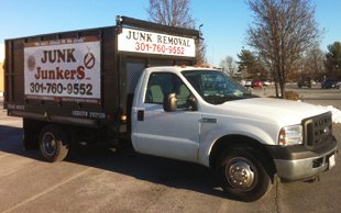 Junk Junkers Hauling Truck